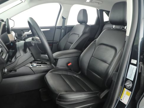 Used 2022 Ford Escape SEL image 12