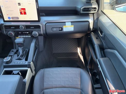 Certified 2026 Toyota 4Runner TRD Off-Road Premium image 17