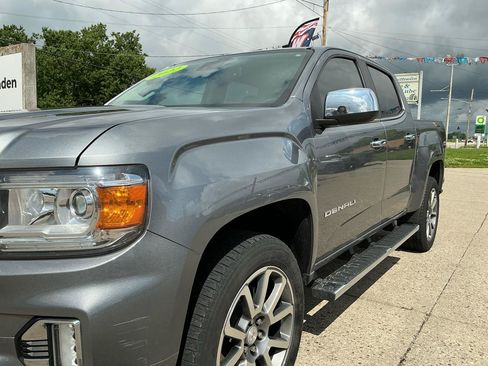 Used 2022 GMC Canyon Denali RWD image 23