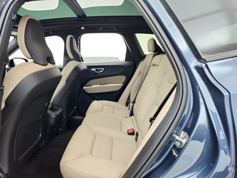 New 2026 Volvo XC60 B5 Plus w/ Climate Package image 29