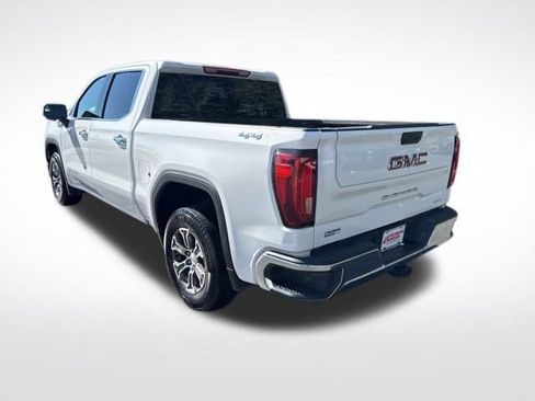 Used 2025 GMC Sierra 1500 SLT image 4