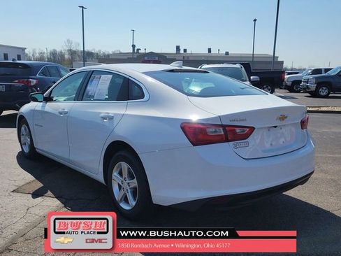 Used 2023 Chevrolet Malibu LT image 3