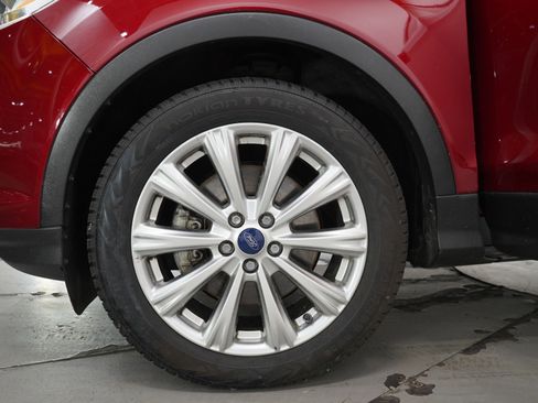 Used 2017 Ford Escape Titanium AWD/4WD image 31