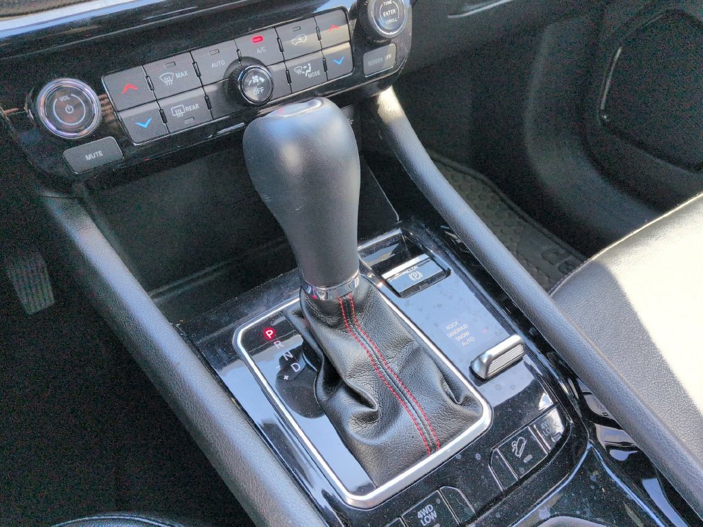 Used 2025 Jeep Compass Trailhawk AWD/4WD image 19