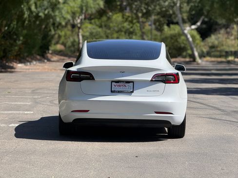 Used 2020 Tesla Model 3 Long Range AWD/4WD image 4