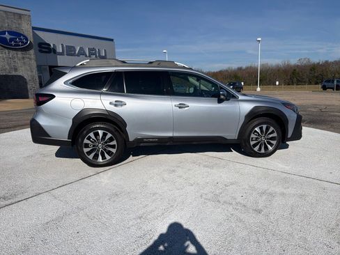 Certified 2025 Subaru Outback Touring XT image 8