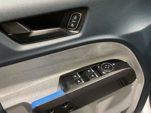 Used 2025 Ford Maverick XLT w/ Equipment Group 302A image 7