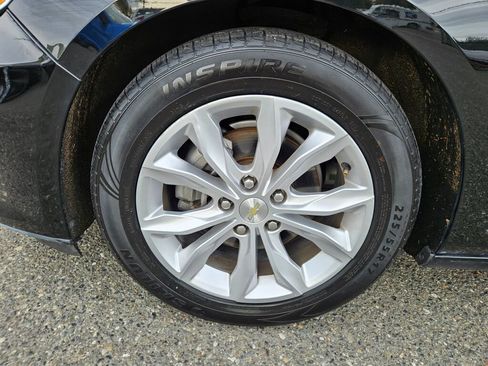 Used 2020 Chevrolet Malibu LT image 17