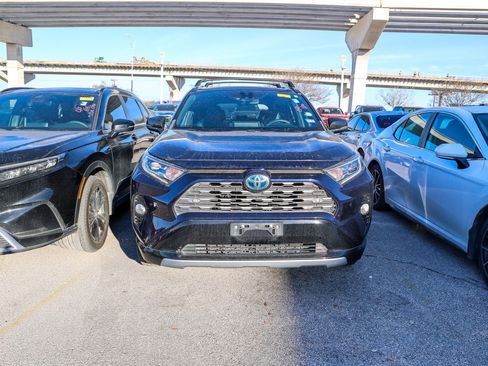 Certified 2021 Toyota RAV4 XSE image 4