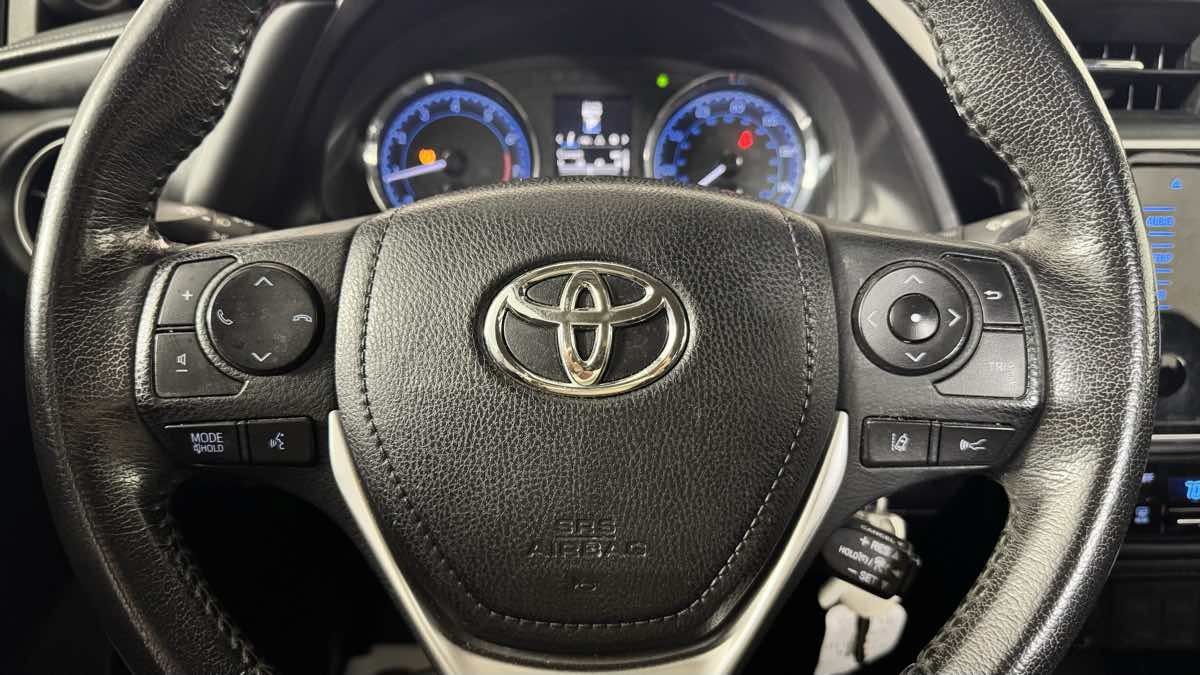 Used 2019 Toyota Corolla SE FWD image 16