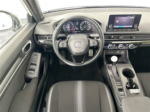 Used 2024 Honda Civic Sport image 11