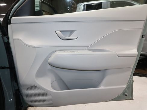 Used 2025 Hyundai Kona SEL image 18