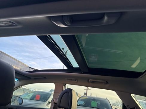 Used 2015 Chrysler 200 C w/ Navigation & Sound Group I image 64