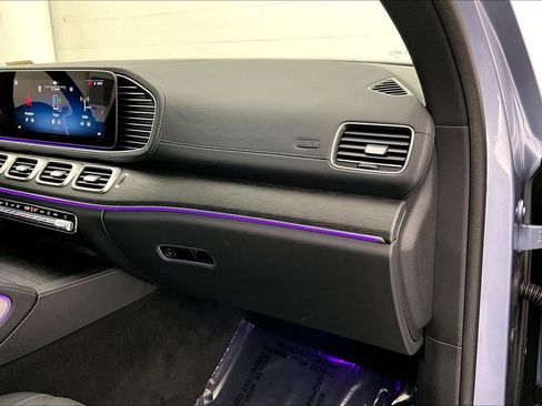 Used 2026 Mercedes-Benz GLS 450 4MATIC image 18