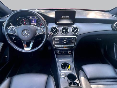Used 2019 Mercedes-Benz GLA 250 4MATIC image 16