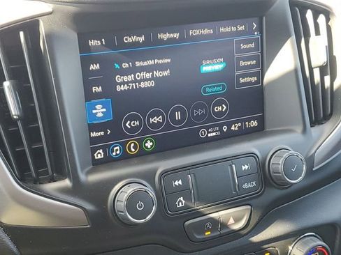 Certified 2023 GMC Terrain AT4 image 18