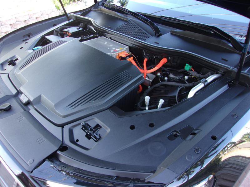 Used 2019 Audi e-tron Premium Plus AWD/4WD image 33