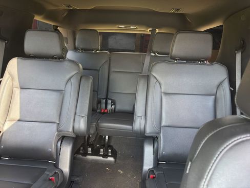 Used 2022 Chevrolet Tahoe Z71 AWD/4WD image 12