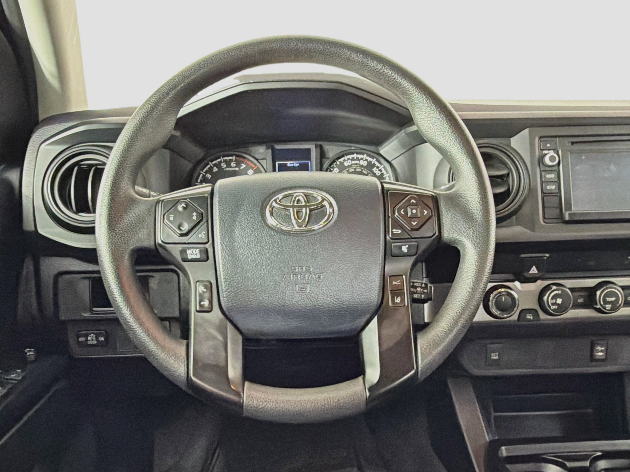 Used 2019 Toyota Tacoma SR w/ SR Convenience Package AWD/4WD image 17