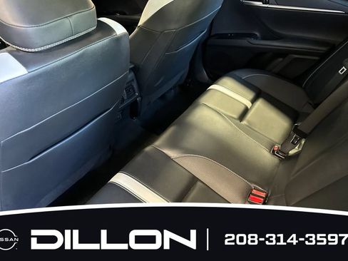 Used 2025 Toyota Camry SE FWD image 12