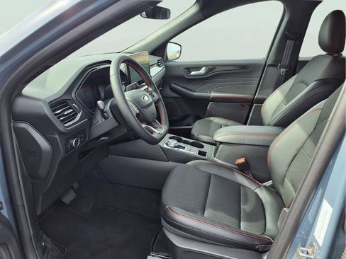 New 2026 Ford Escape ST-Line w/ Tech Pack #1 FWD image 19