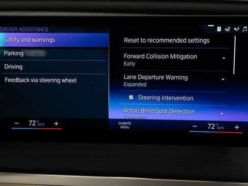 Used 2023 BMW iX xDrive50 w/ Sport Package AWD/4WD image 26