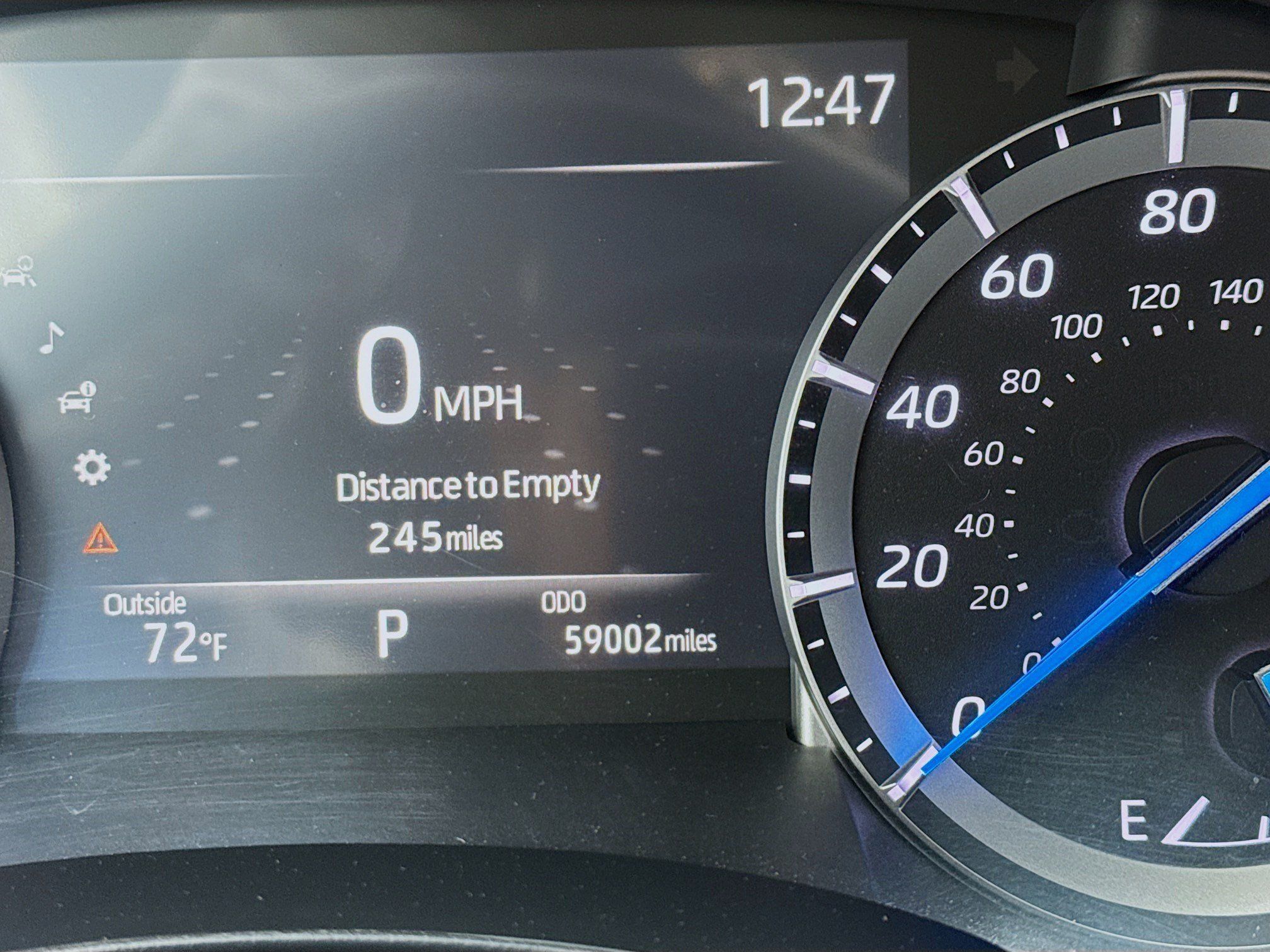Used 2022 Toyota Highlander XLE AWD/4WD image 8