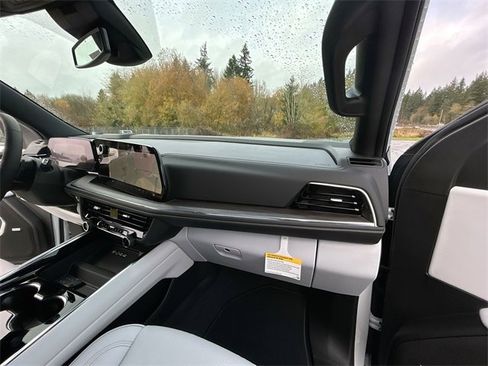 New 2026 Chevrolet Tahoe Premier w/ Sun And Tow Package image 30