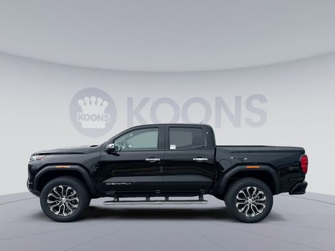 New 2026 GMC Canyon Denali AWD/4WD image 2