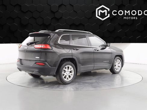 Used 2015 Jeep Cherokee Latitude image 3