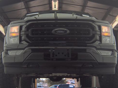 Used 2023 Ford F150 XLT image 2