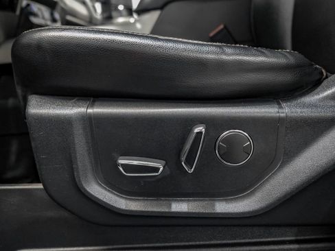 Used 2019 Ford F250 Lariat w/ Lariat Ultimate Package image 34