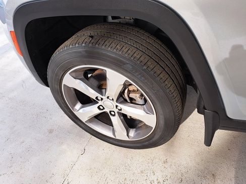 Used 2021 Jeep Grand Cherokee L Limited w/ Trailer Tow Group (B) image 25