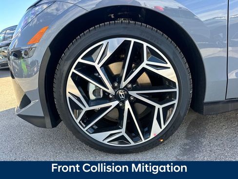 New 2025 Hyundai Ioniq 6 Limited image 10