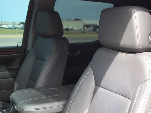 Used 2024 Chevrolet Silverado 1500 LT Trail Boss w/ Convenience Package II AWD/4WD image 30