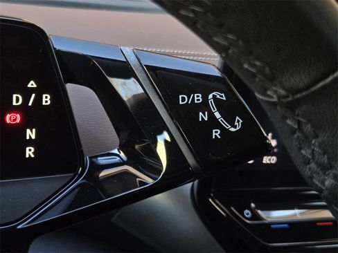 Certified 2023 Volkswagen ID.4 Pro image 20