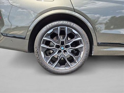 Used 2023 BMW X7 M60i w/ Executive Package AWD/4WD image 9