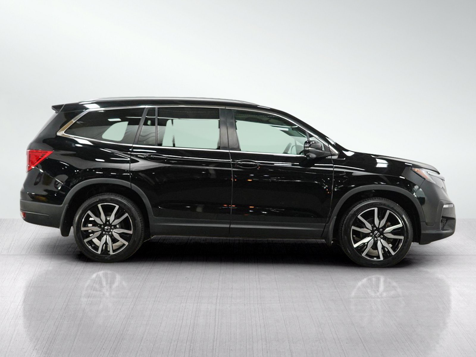 Used 2021 Honda Pilot Black Edition image 6