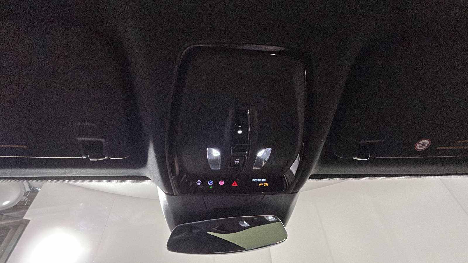 Used 2024 Cadillac Lyriq Luxury RWD image 27