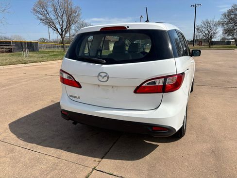 Used 2015 MAZDA MAZDA5 Sport image 26