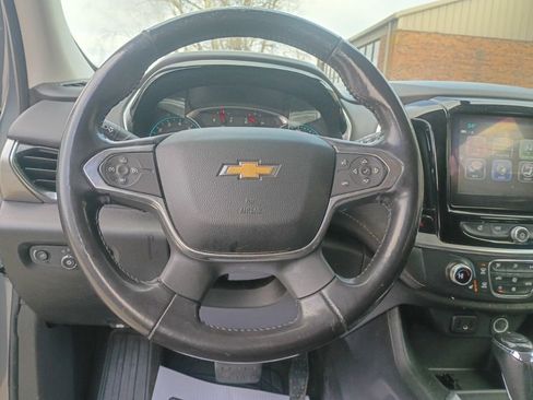 Used 2019 Chevrolet Traverse LT FWD image 23