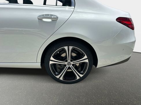 New 2025 Mercedes-Benz C 300 C 300 4MATIC Sedan image 10