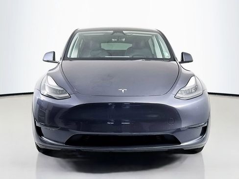 Used 2023 Tesla Model Y Long Range image 2