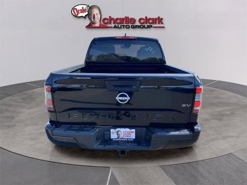 Certified 2023 Nissan Frontier SV w/ Technology Package image 5