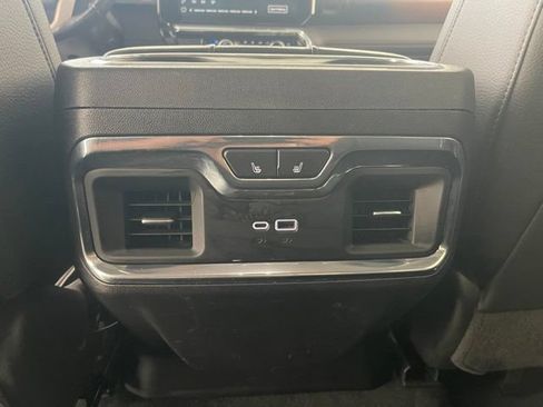 Used 2024 GMC Sierra 1500 Denali w/ Technology Package AWD/4WD image 49