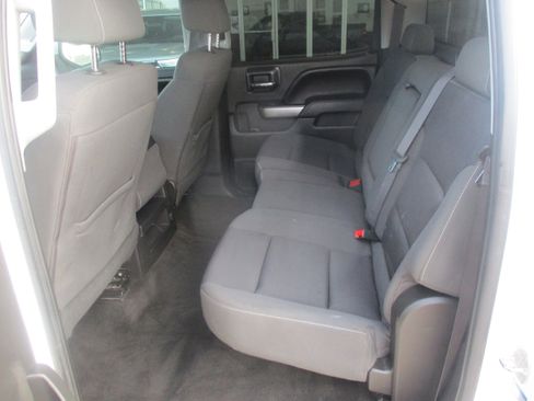 Used 2017 Chevrolet Silverado 1500 LT w/ All Star Edition AWD/4WD image 8