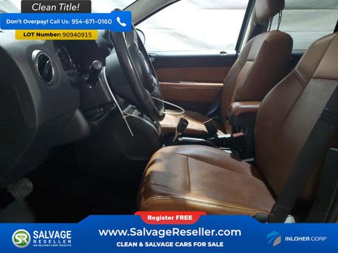 Used 2014 Jeep Compass Limited w/ Sun/Sound Group image 9