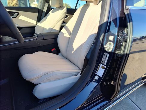 New 2026 Mercedes-Benz E 350 4MATIC Sedan image 6