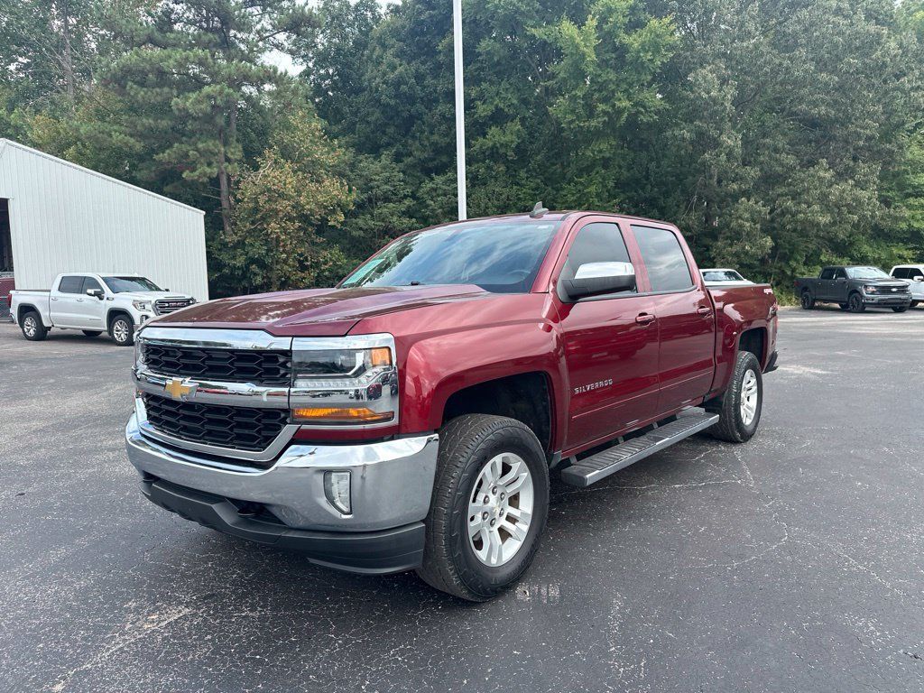 Used 2017 Chevrolet Silverado 1500 LT w/ All Star Edition AWD/4WD image 7