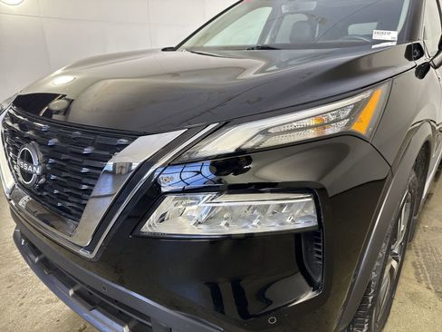 Certified 2023 Nissan Rogue SL w/ SL Premium Package image 31